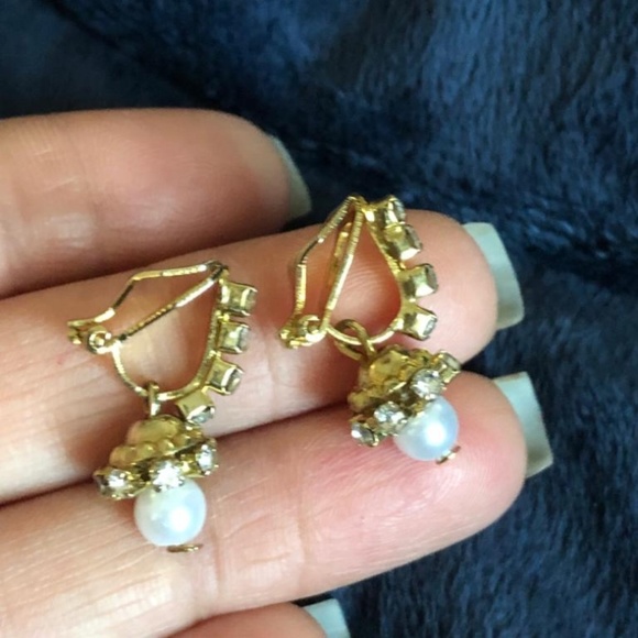 Clip on earrings - Picture 4 of 8